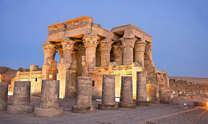 Kom Ombo and Edfu Temples Private Day Trip from Aswan with Lunch