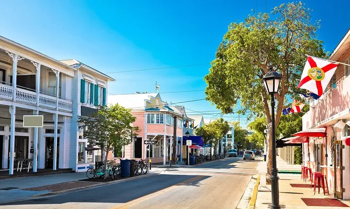 Key West Walking Tour with Glass Bottom Boat Cruise