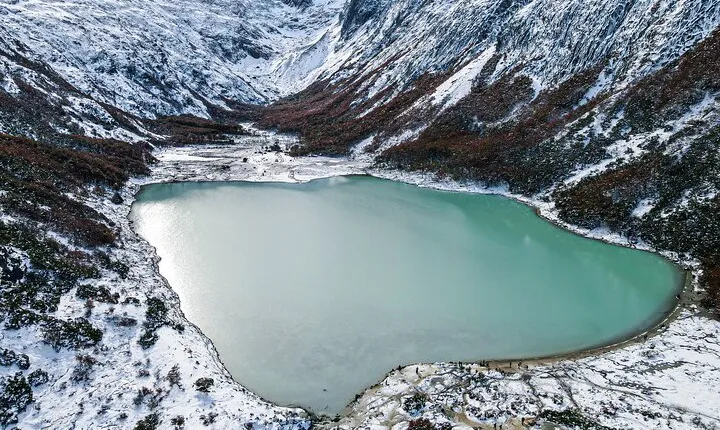 Trekking in Laguna Esmeralda with Vianda