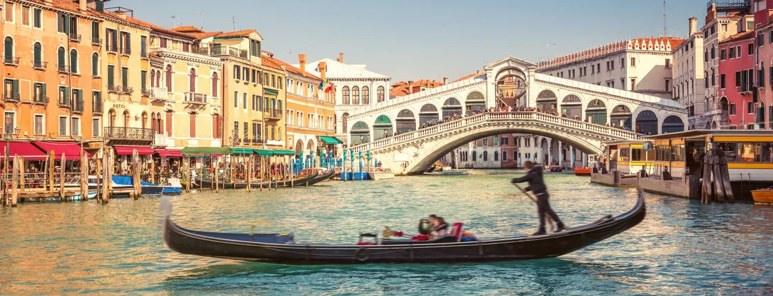 Bacino Orseolo-Rialto private gondola ride
