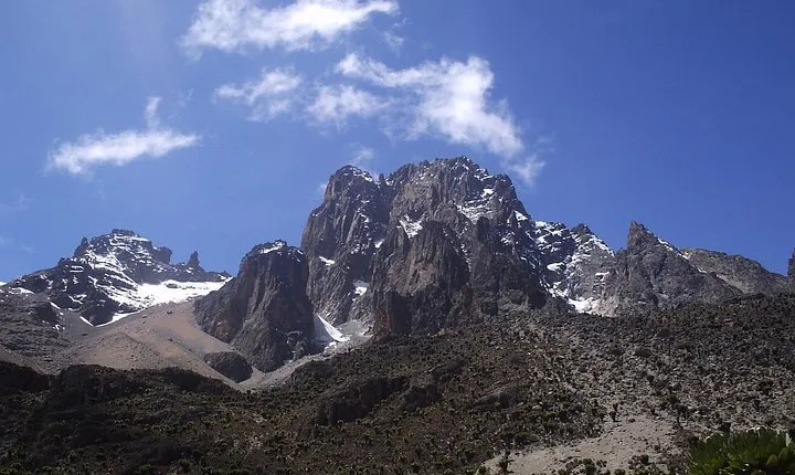 Hiking Mt Kenya