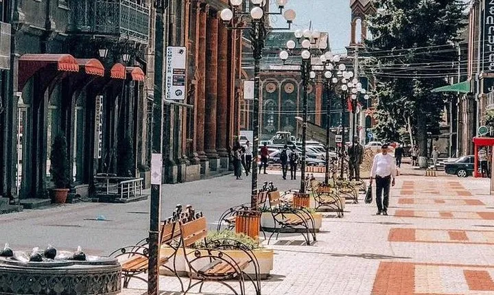 Private tour to Gyumri old town and Marmashen monastery