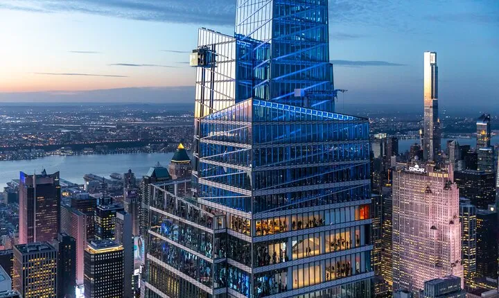 Race to the Sky: NYC Architecture Tour With SUMMIT One Ticket