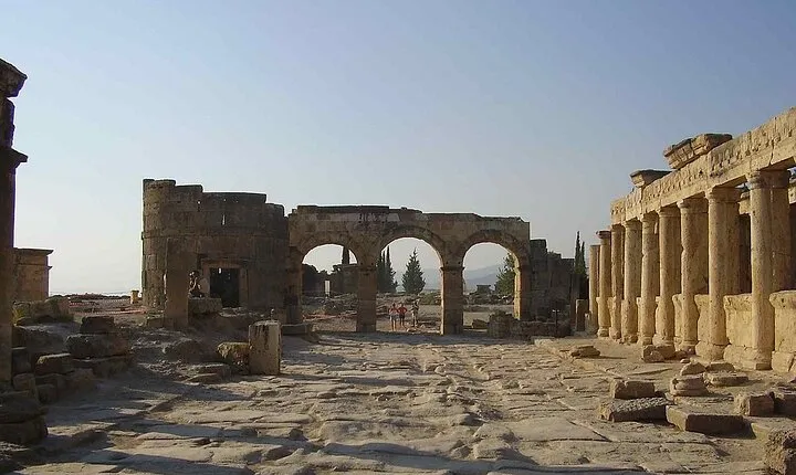 Shared Pamukkale Group Tour from Pamukkale