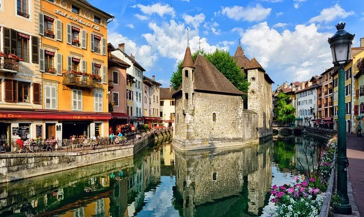 Lake Annecy Private Day Trip from Geneva