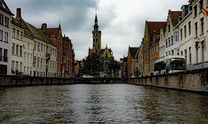 Bruges Guided Day Trips From Paris with Transport