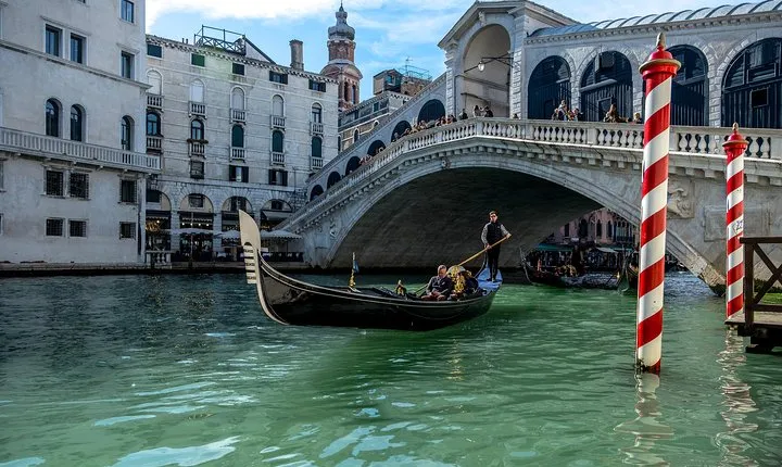 Private Mini Venice Photo Walk 2 Hours