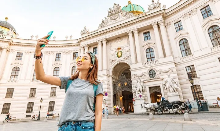 Imperial Treasury Ticket and City Sights Digital Tour in Vienna