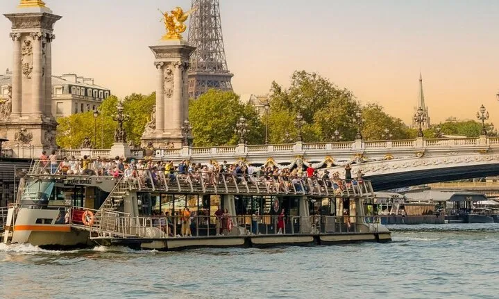 Paris Seine River Cruise from the Foot of Eiffel Open Timing