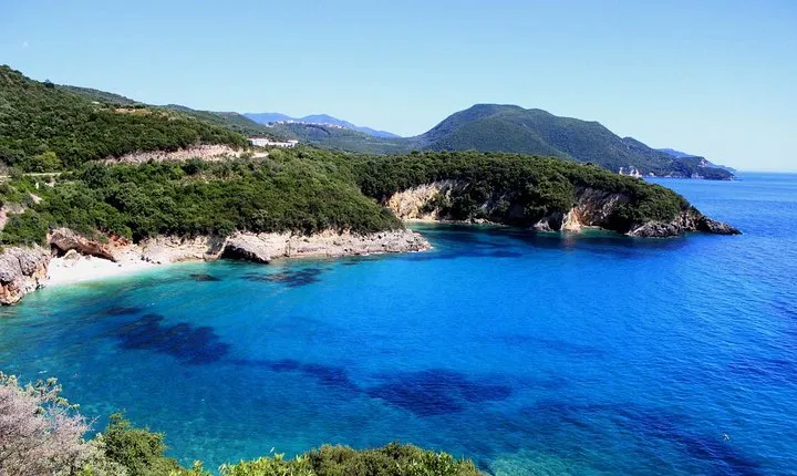 Kayaking round Syvoita islands