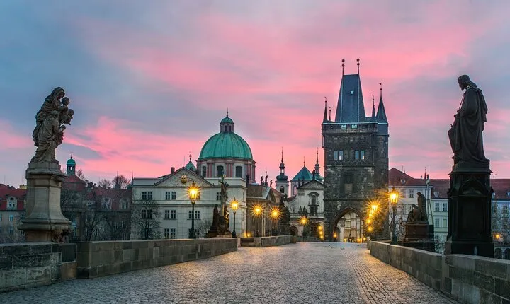 Prague Scavenger Hunt and Highlights Self-Guided Tour