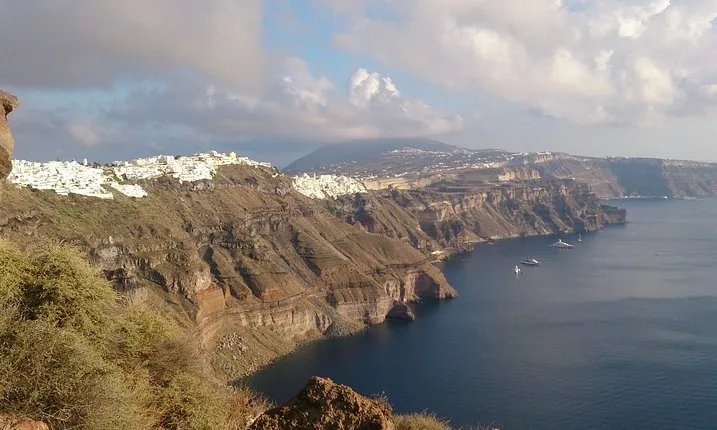 Santorini Customized Tours