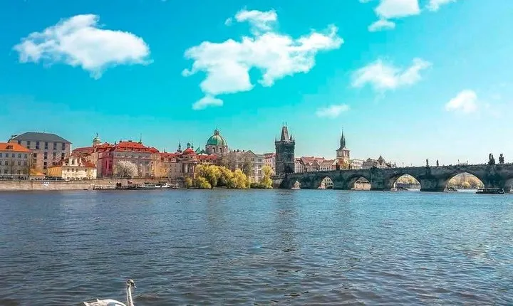 Explore Prague in 90 minutes with a Local