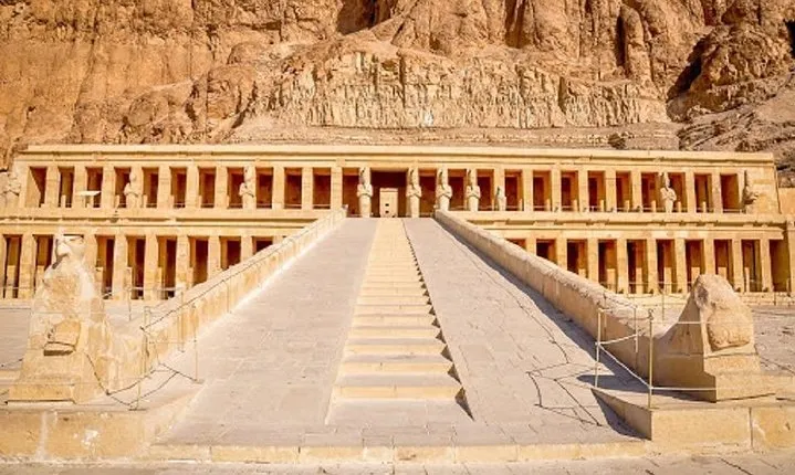 trip to the West, Karnak Temple and Dandara Temple