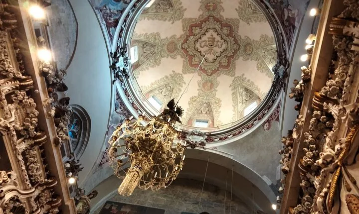 Tour of the Borgias with Cathedral included in Valencia