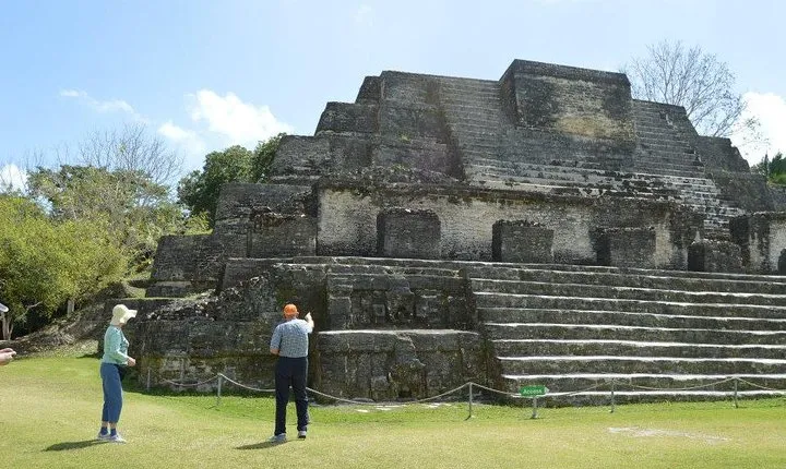 Maya Pyramids and Monkeys 