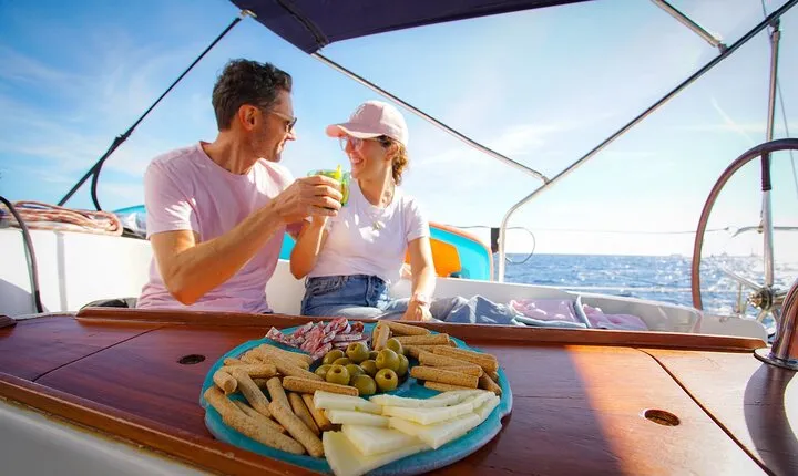 Barcelona Sailing Experience: Spanish Tapas and Premium Open Bar