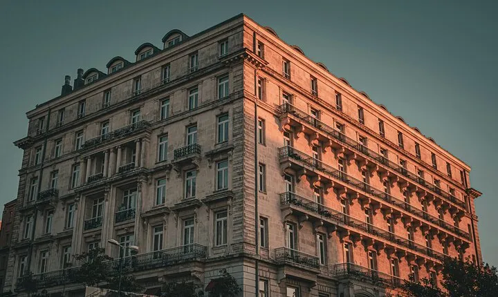 Orient Express Walking Tour
