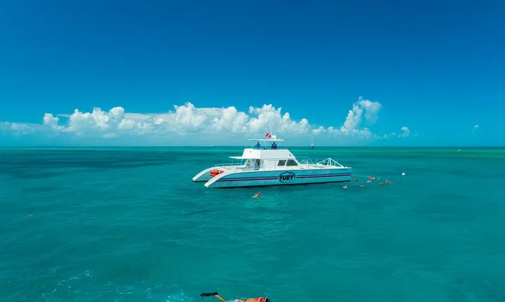 Key West Sail and Snorkel with Hotel Transportation from Miami 
