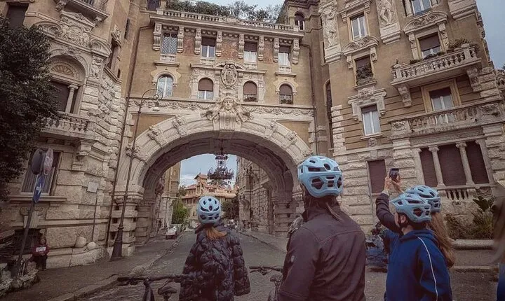 Rome Small-Group e-Bike Tour: Villa Borghese, Villa Ada & Coppedè
