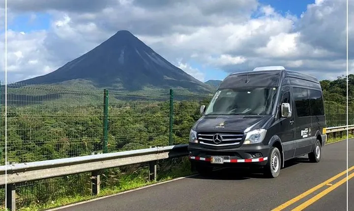 Private Transport from La Fortuna de Arenal to San Jose
