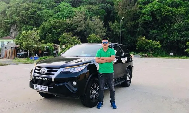 Scenic trip from Hue to Hoi An via Hai Van pass by car