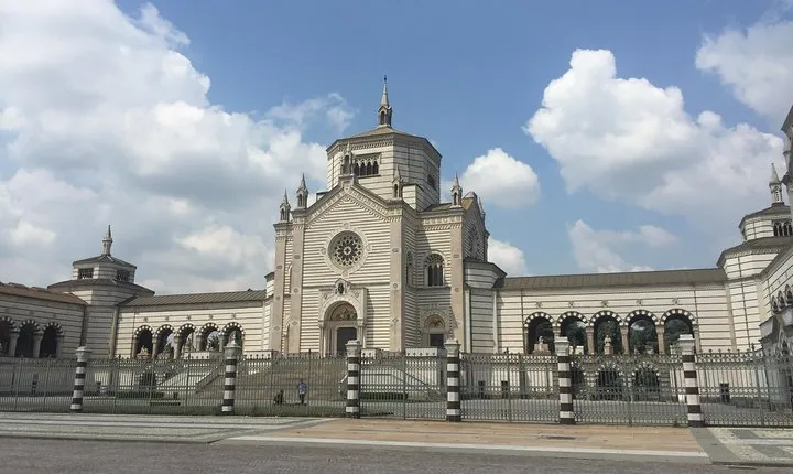 The Monumental Cemetery of Milan: discover the unexpected