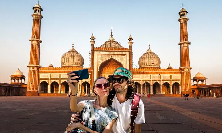 Combo Old and New Delhi Tour with Professional Tour Guide