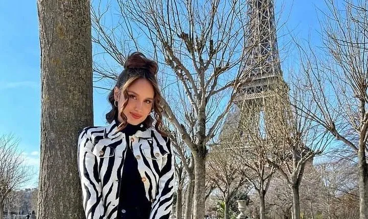 Eiffel Tower Second Floor Access by Elevator with Audio Guide