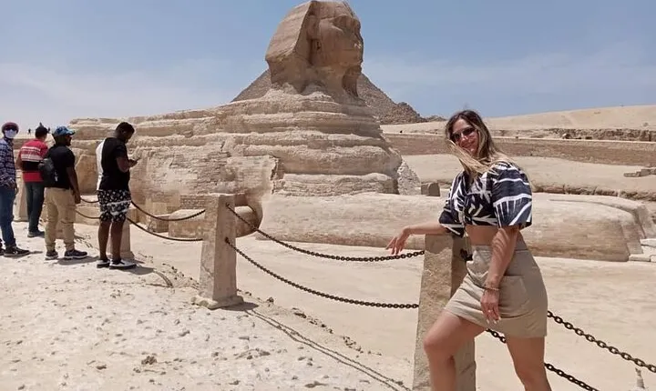 8-Hour tour Pyramids Sphinx Egyptian Museum Bazaar Camel Ride Lunch from Cairo