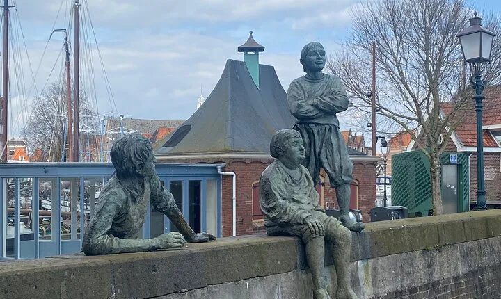 Escape The City Walking Tour in Hoorn City with Puzzles