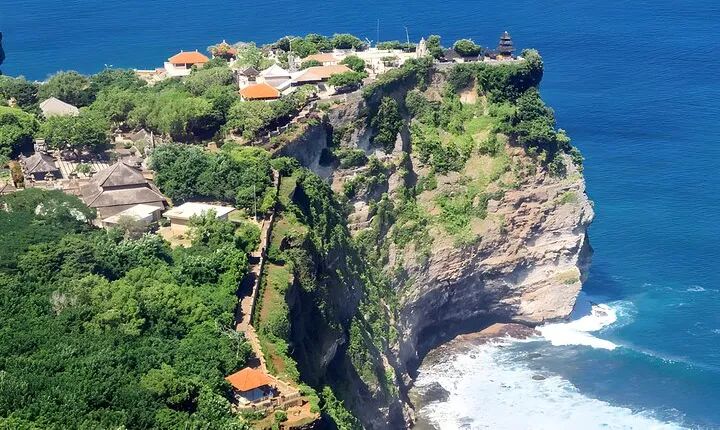 Bali Half-Day Car Charter: Uluwatu Sunset Tour