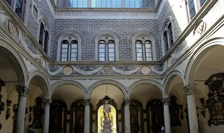Medici Tour in Florence