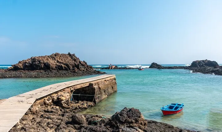 Full-Day Cruise from Lanzarote to Corralejo and Lobos Island