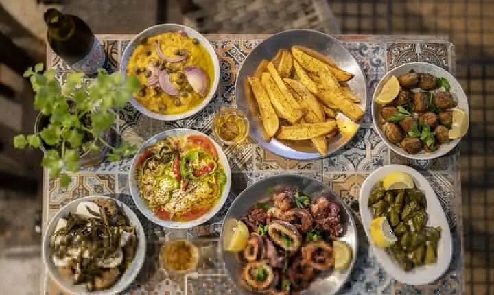 Athens City Tour and Real Authentic Food