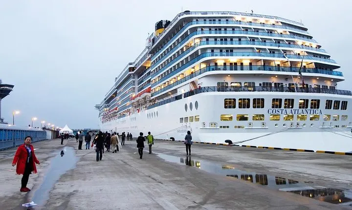 Port Arrival Transfer: Tianjin Cruise Home Port to Beijing Hotels