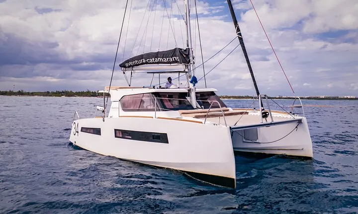 Tulum: Coast & Fun Lite 34" Aventuras catamaran