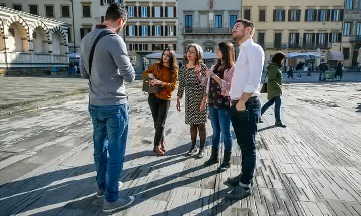 Pisa and Lucca Tour from Florence with the Leaning Tower access