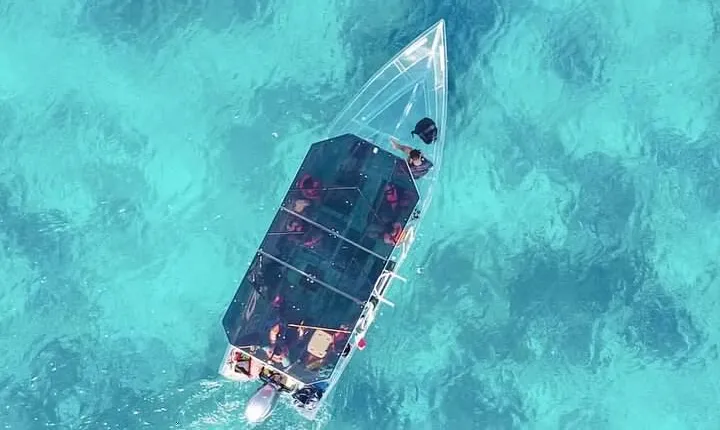 Clear Boat