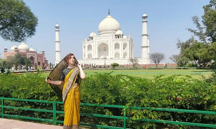 Taj Mahal, Agra Fort & Baby Taj Tour from Delhi - All Inclusive