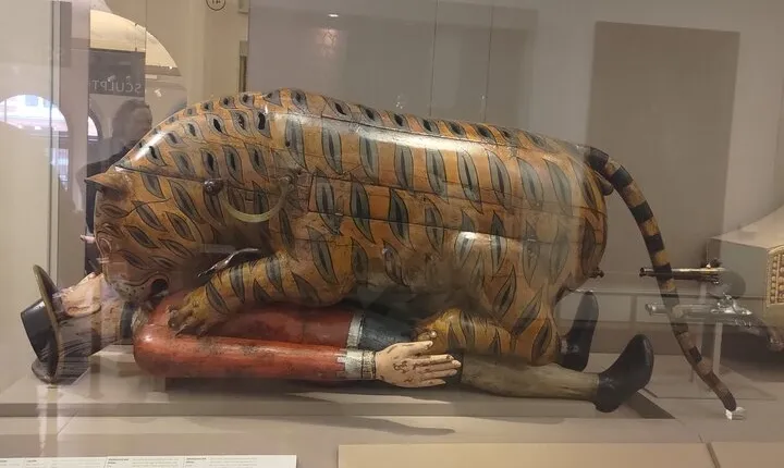 Stories in Art London Victoria and Albert Museum Private tour