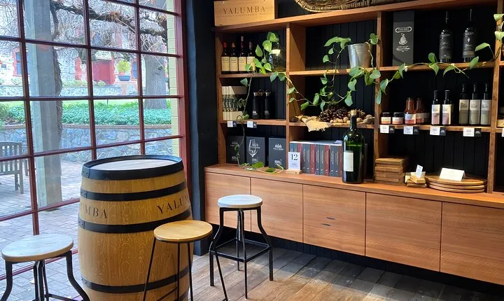Adelaide Japanese Group Winery Day Tour in Barossa and Hahndorf