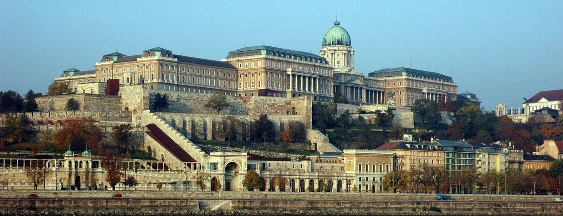 Buda Castle 3-hour tour with a friendly historian