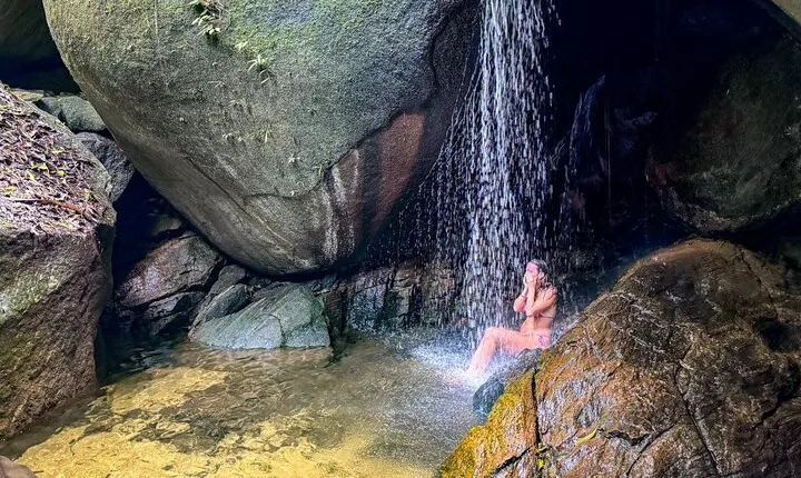 Tijuca Forest: Tour with Waterfalls and Caves