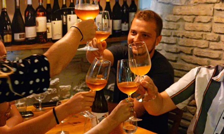 Wine Tour in Romes Historic center