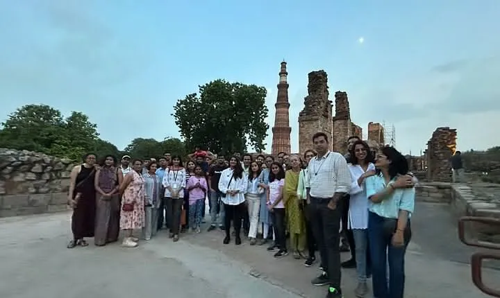 Guided Walking Tour Raat Ke Afsane in Qutub Minar 