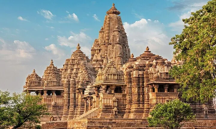 4-Day Private Taj Mahal and Khajuraho ancient temple tour