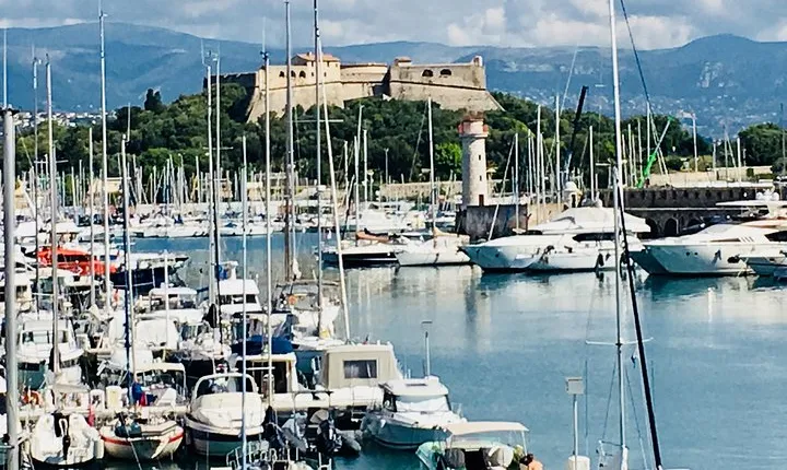 Private Tour Antibes & Saint Paul de Vence (From Nice)