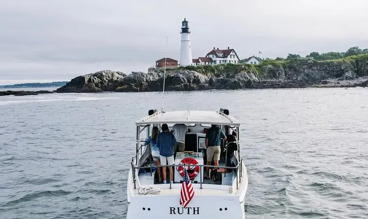 Sunset Lighthouse Cruise Along Casco Bay