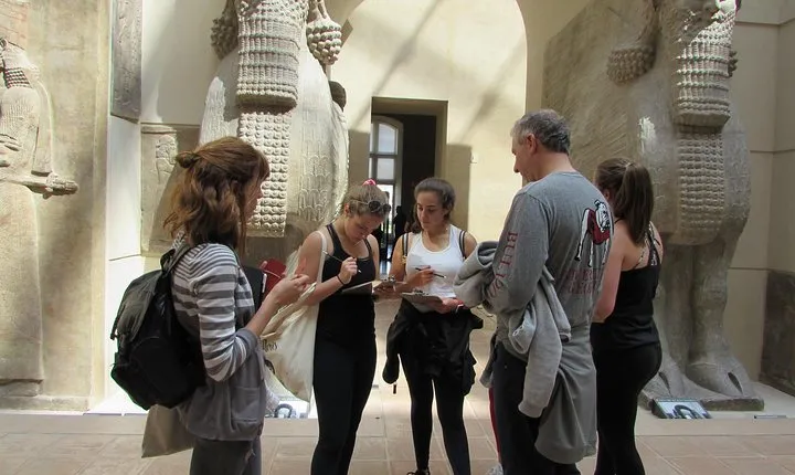 Private Louvre Teens Tour